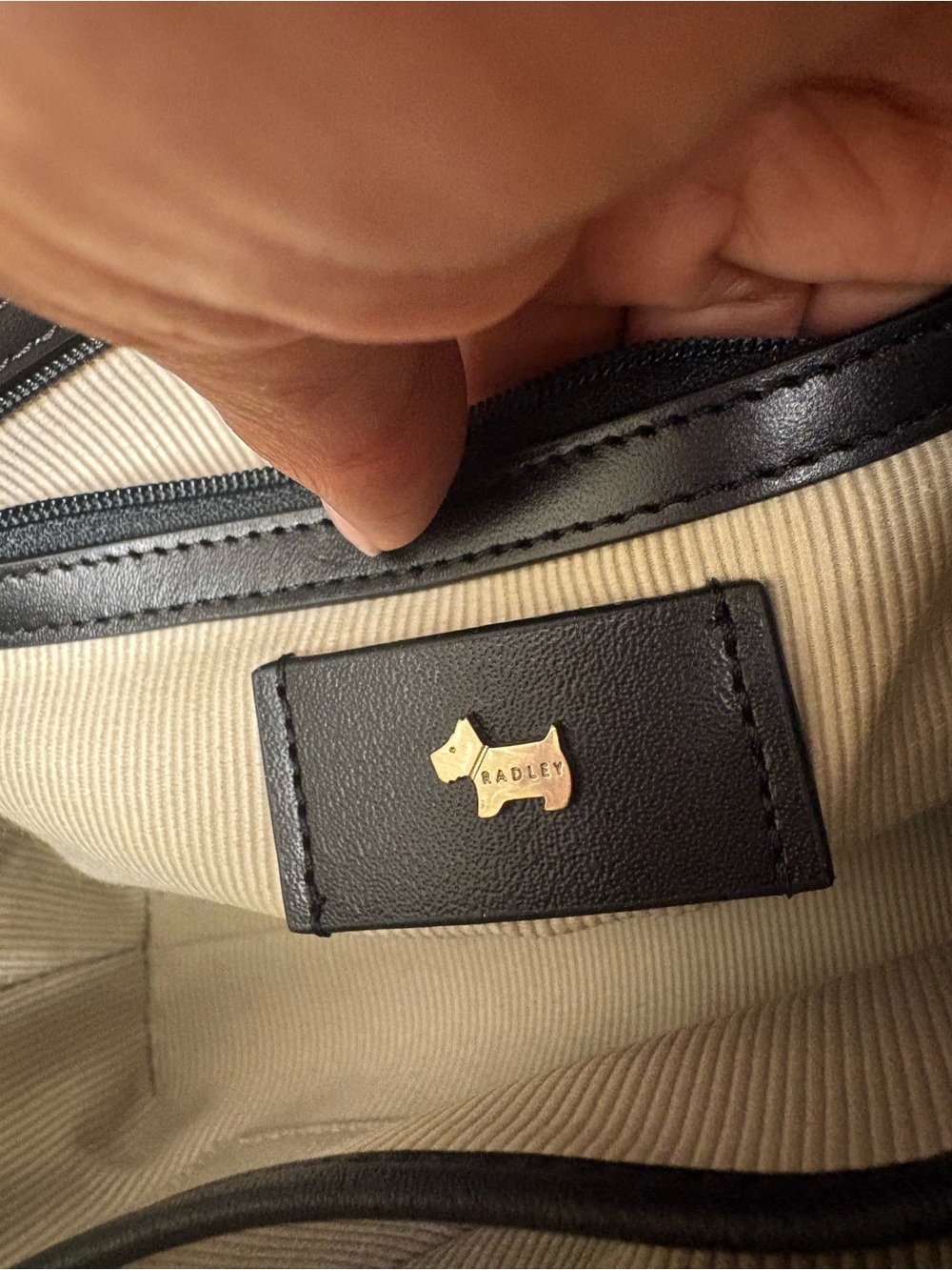 RADLEY LONDON Black Crossbody Bag - Picture 3 of 6